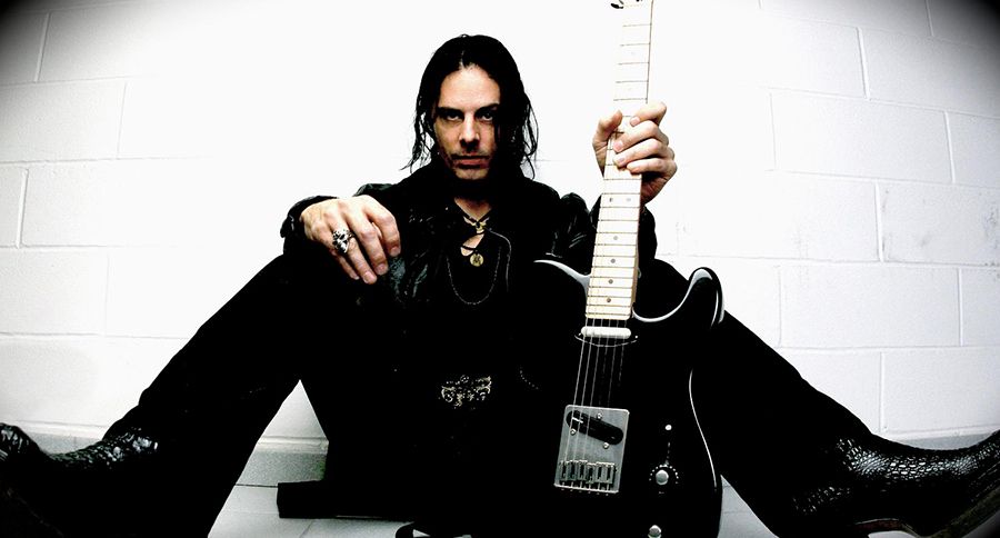 Foto von Richie Kotzen.