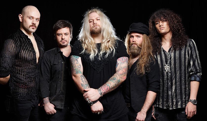 Bandfoto von Inglorious von Paul Harries aus dem Jahr 2019.