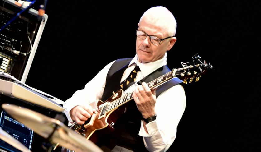Foto von Robert Fripp aus dem Jahr 2016.