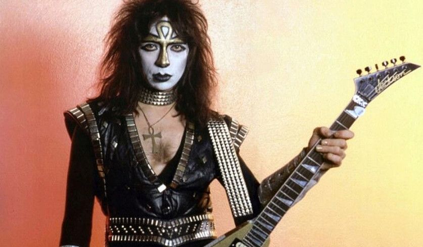 Foto von Vinnie Vincent als Ankh Warrior.