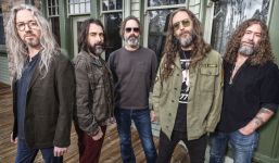 Bandfoto der Chris Robinson Brotherhood aus dem Jahr 2017 von Jay Blakesberg.