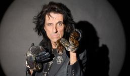 Bandfoto der Alice Cooper Band aus dem Jahr 2025 von Jenny Risher (bereitgestellt von EarMusic).