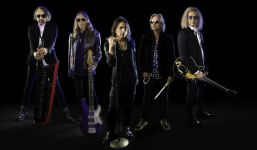 Bandfoto von Foreigner aus dem Jahr 2025 (bereitgestellt von Wizard).