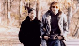 Foto von Yoko Ono und John Lennon (bereitgestellt von Universal Music).