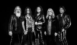 Bandfoto von Lex Legion aus dem Jahr 2026 von Patric Ullaeus (bereitgestellt von Oktober Promotion).