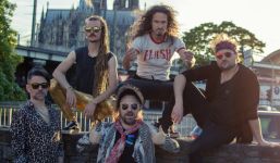 Bandfoto von Sweet Electric aus dem Jahr 2025 von Mark Strain (bereitgestellt von Sweet Electric).